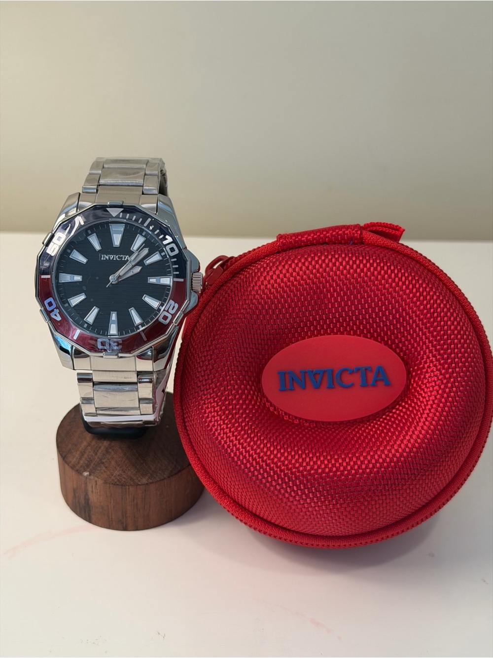 NEW Invicta Pro Diver Meridian 46mm Watch with Travel Case